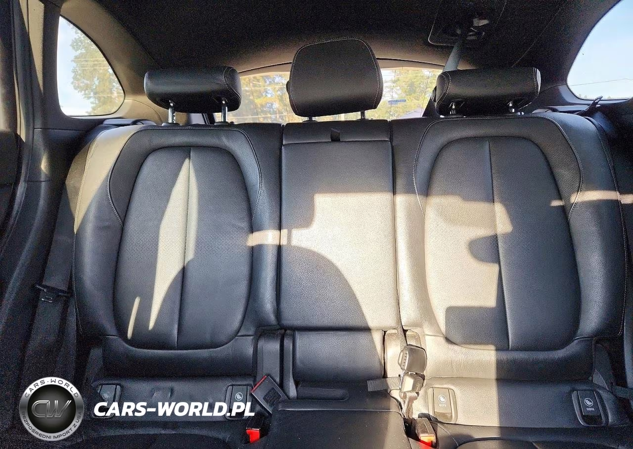 2016 BMW X1 xDrive28I VIN:WBXHT3C39GP881240 - 10