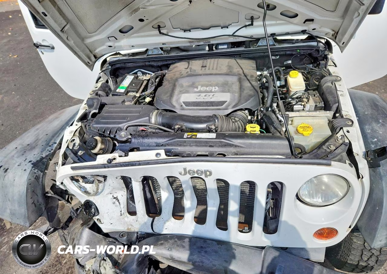 2013 Jeep Wrangler Unlimited Sport VIN:1C4BJWDG0DL632551 - 11