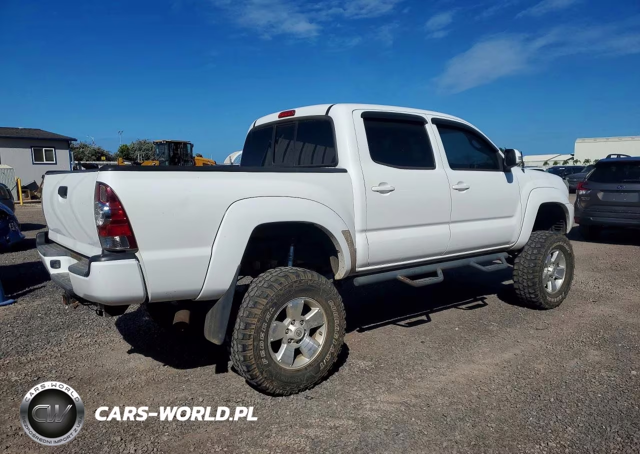2014 Toyota Tacoma Double Cab Prerunner VIN:3TMJU4GN7EM173858 - 3