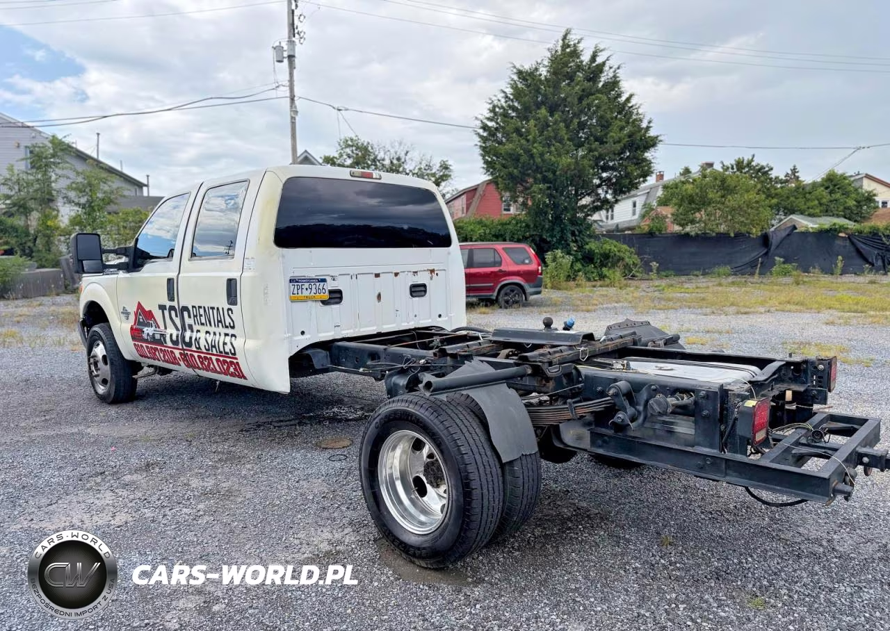 2011 Ford F350 Super Duty VIN:1FD8W3HT6BEA67107 - 3