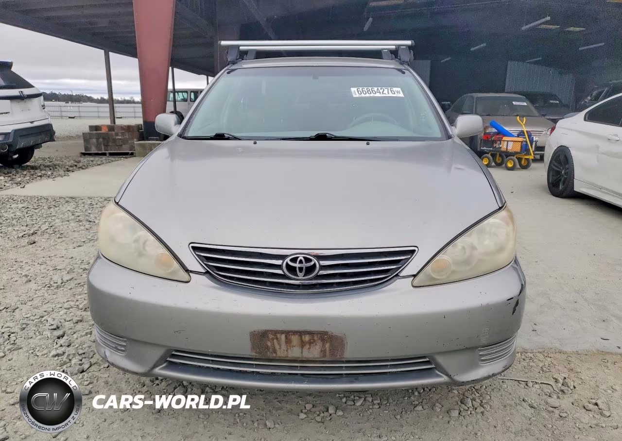 2005 Toyota Camry Le VIN:4T1BE32K15U634150 - 5