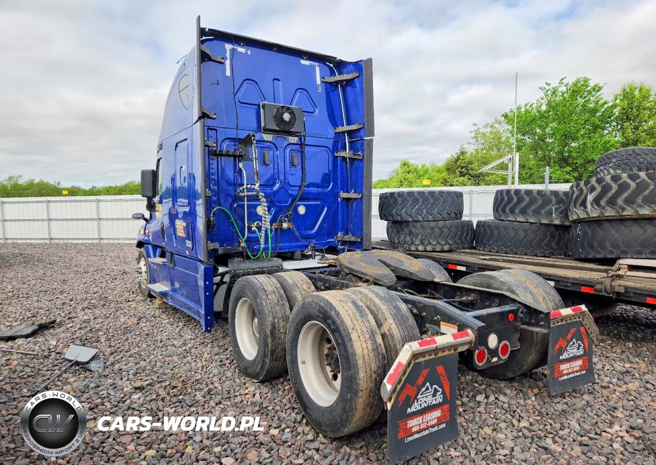 2019 Freightliner Cascadia 125 VIN:3AKJGLDRXKSKF4772 - 3
