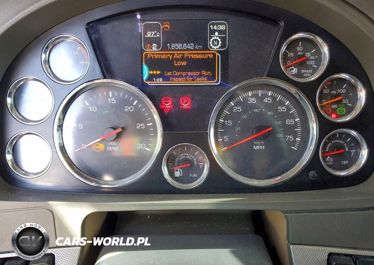 2015 Kenworth T680 Semi Truck VIN:1XKYDP9X9FJ436689 - 8