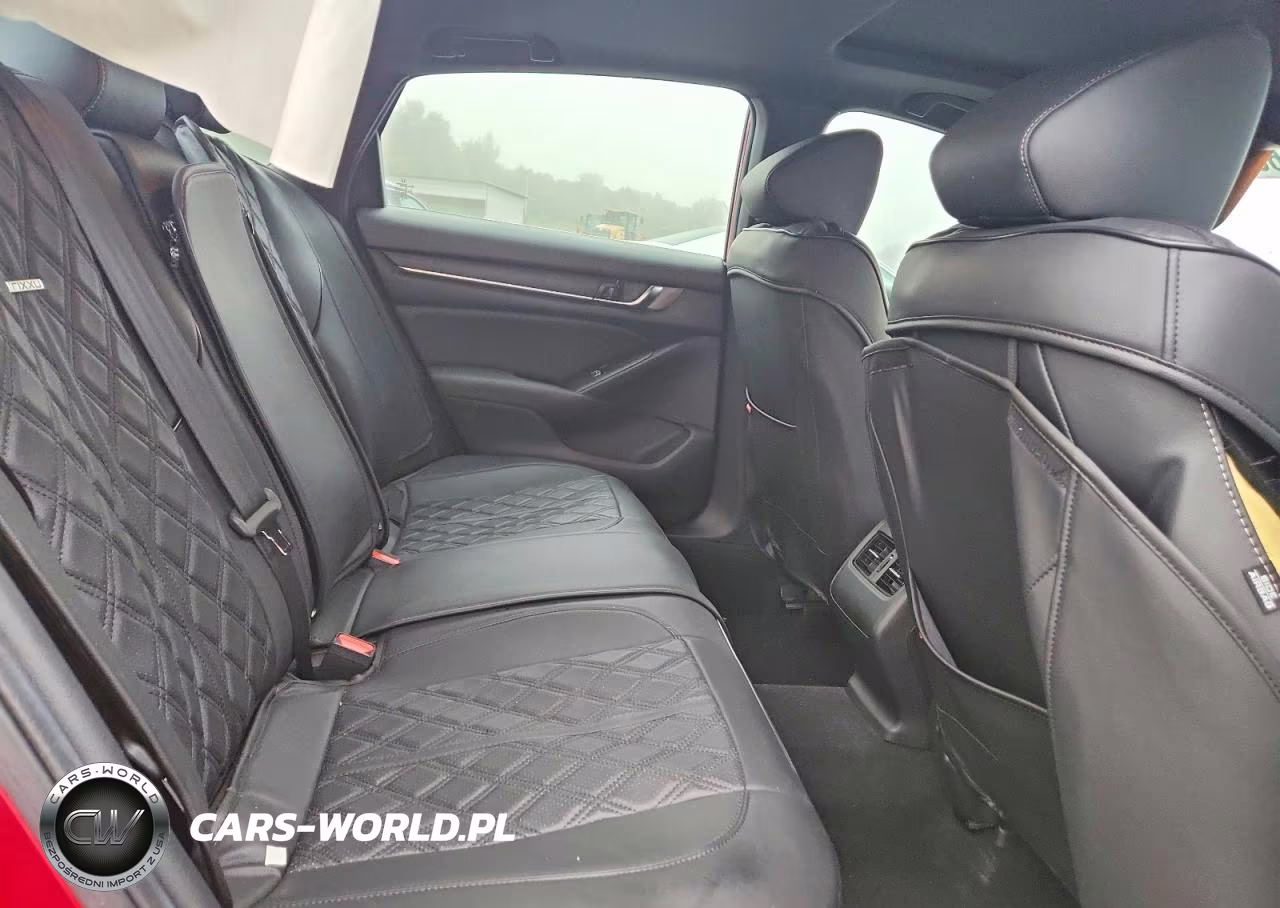2019 Honda Accord VIN:1HGCV2F33KA033777 - 10
