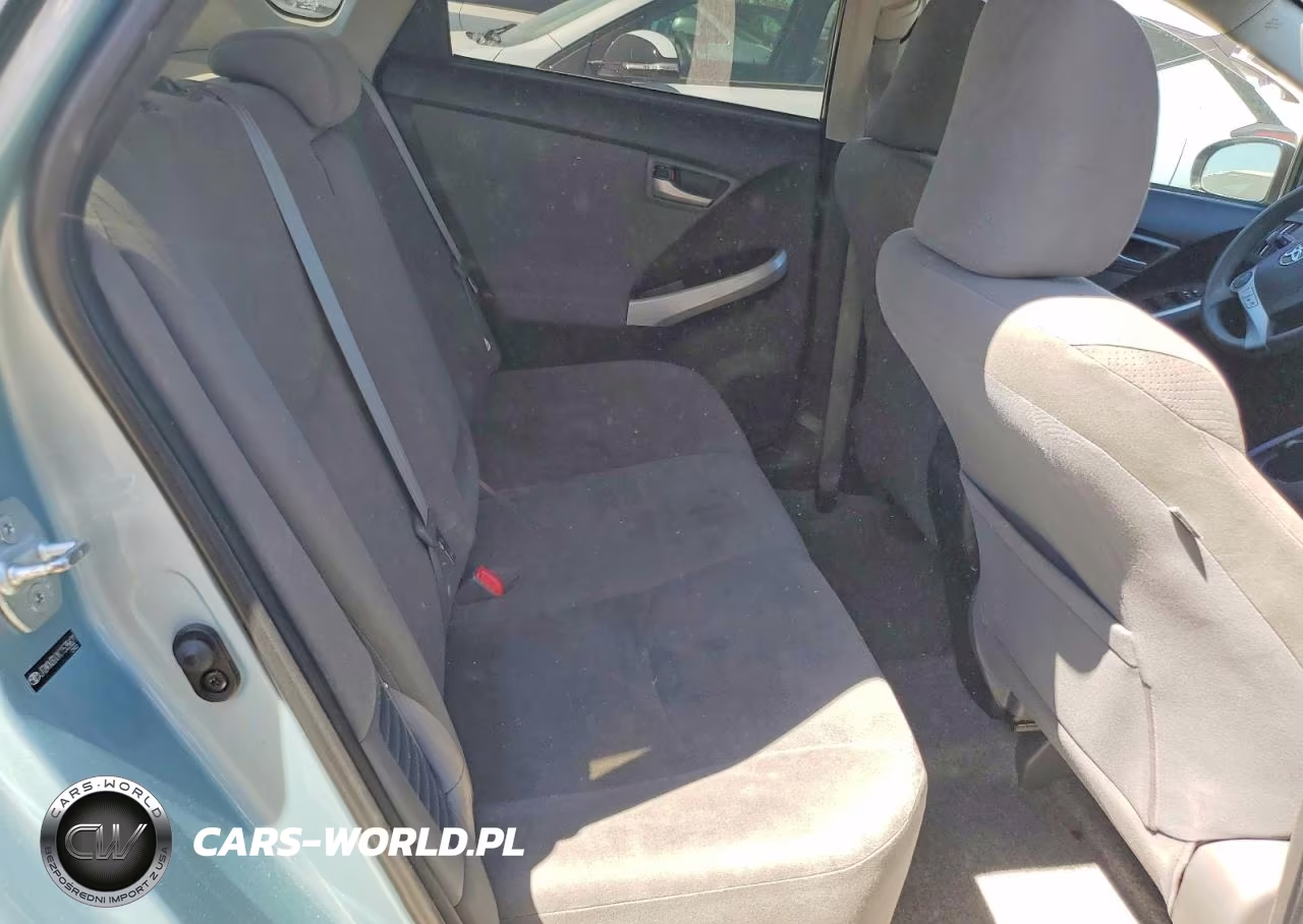 2012 Toyota Prius Two VIN:JTDKN3DUXC1535621 - 10