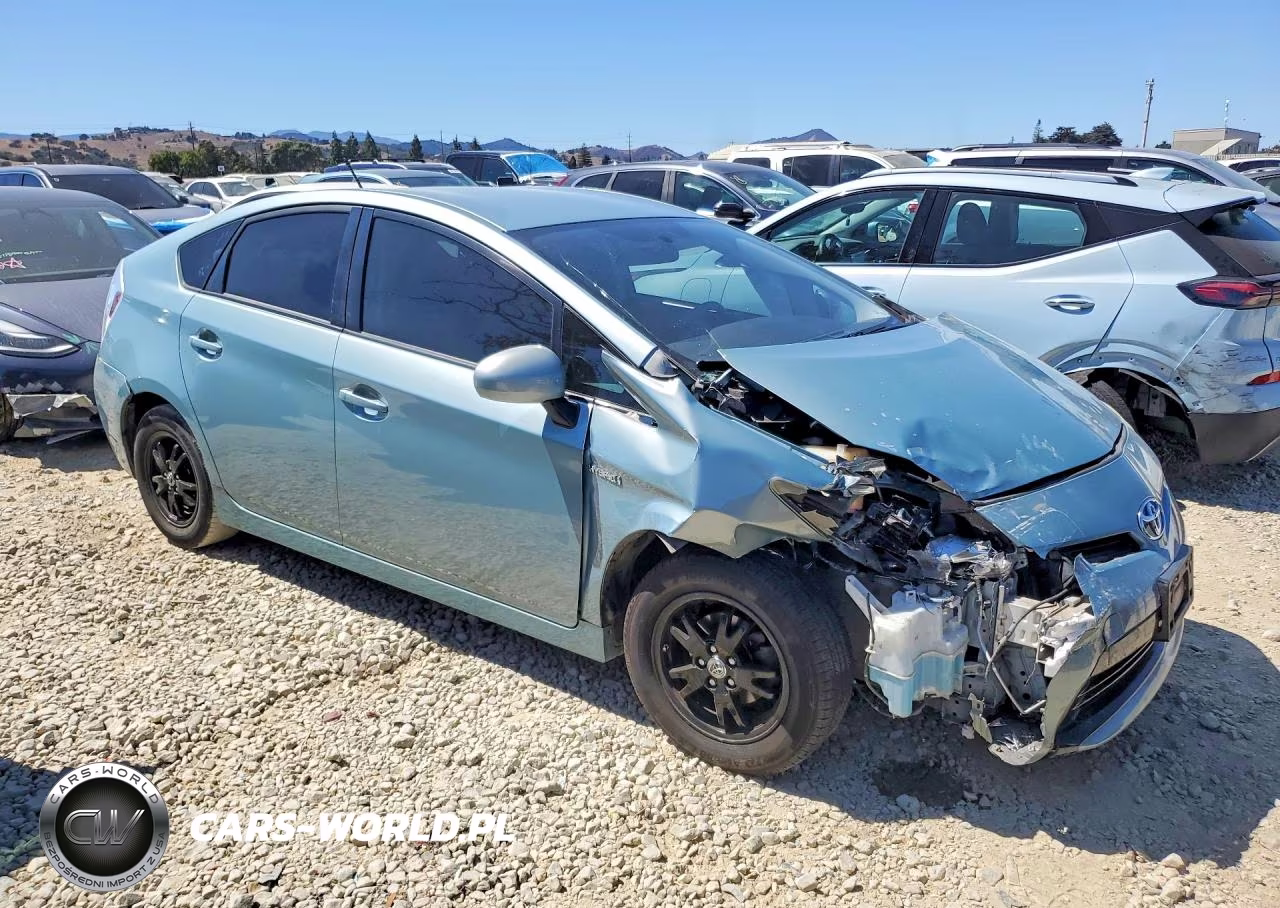 2012 Toyota Prius Two VIN:JTDKN3DUXC1535621 - 4
