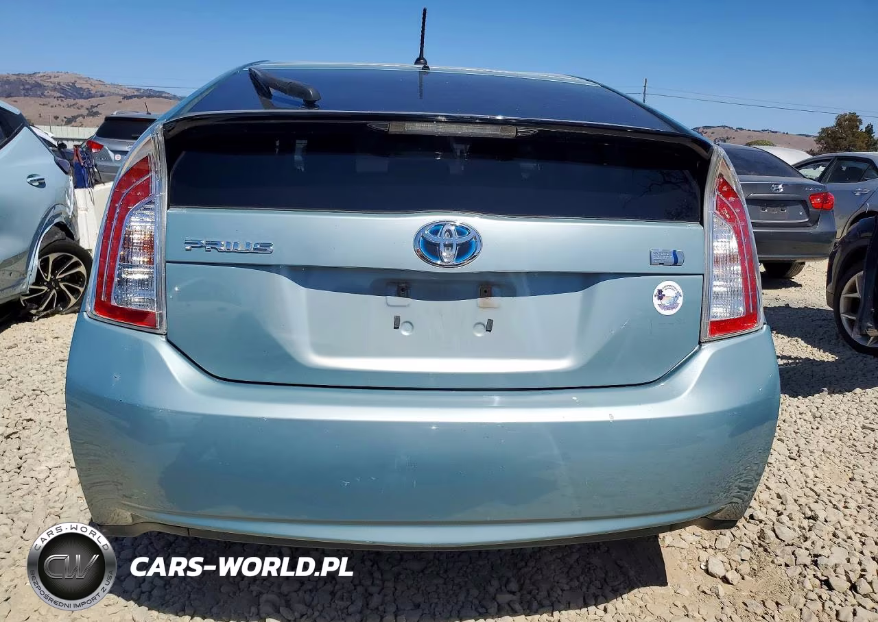 2012 Toyota Prius Two VIN:JTDKN3DUXC1535621 - 6