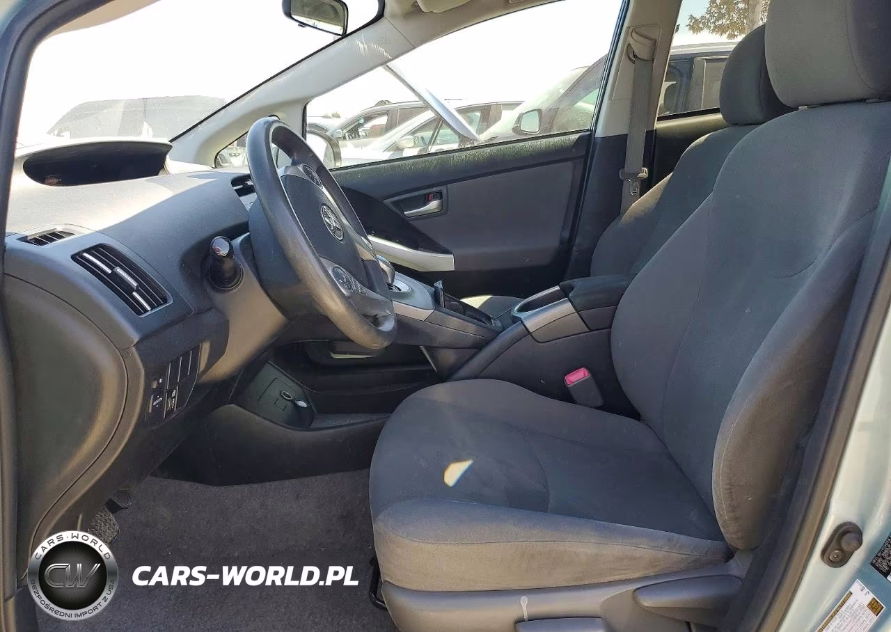 2012 Toyota Prius Two VIN:JTDKN3DUXC1535621 - 7