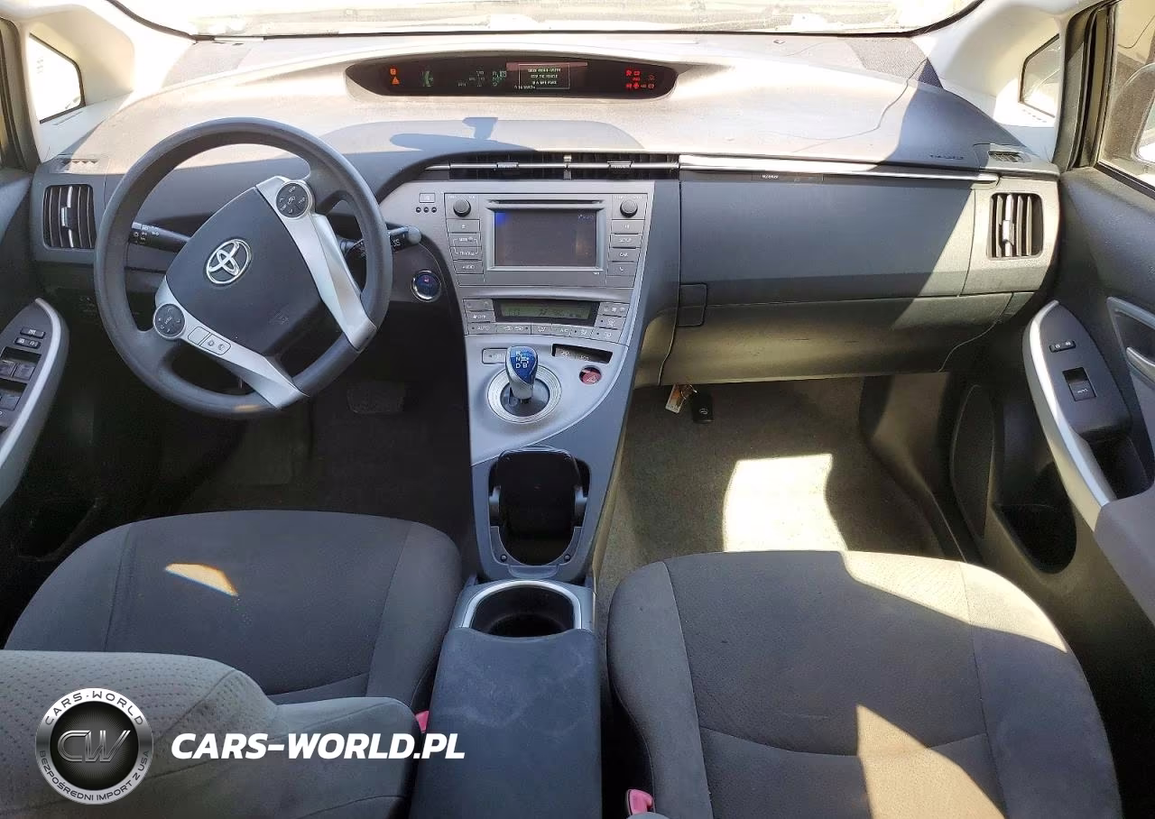 2012 Toyota Prius Two VIN:JTDKN3DUXC1535621 - 8