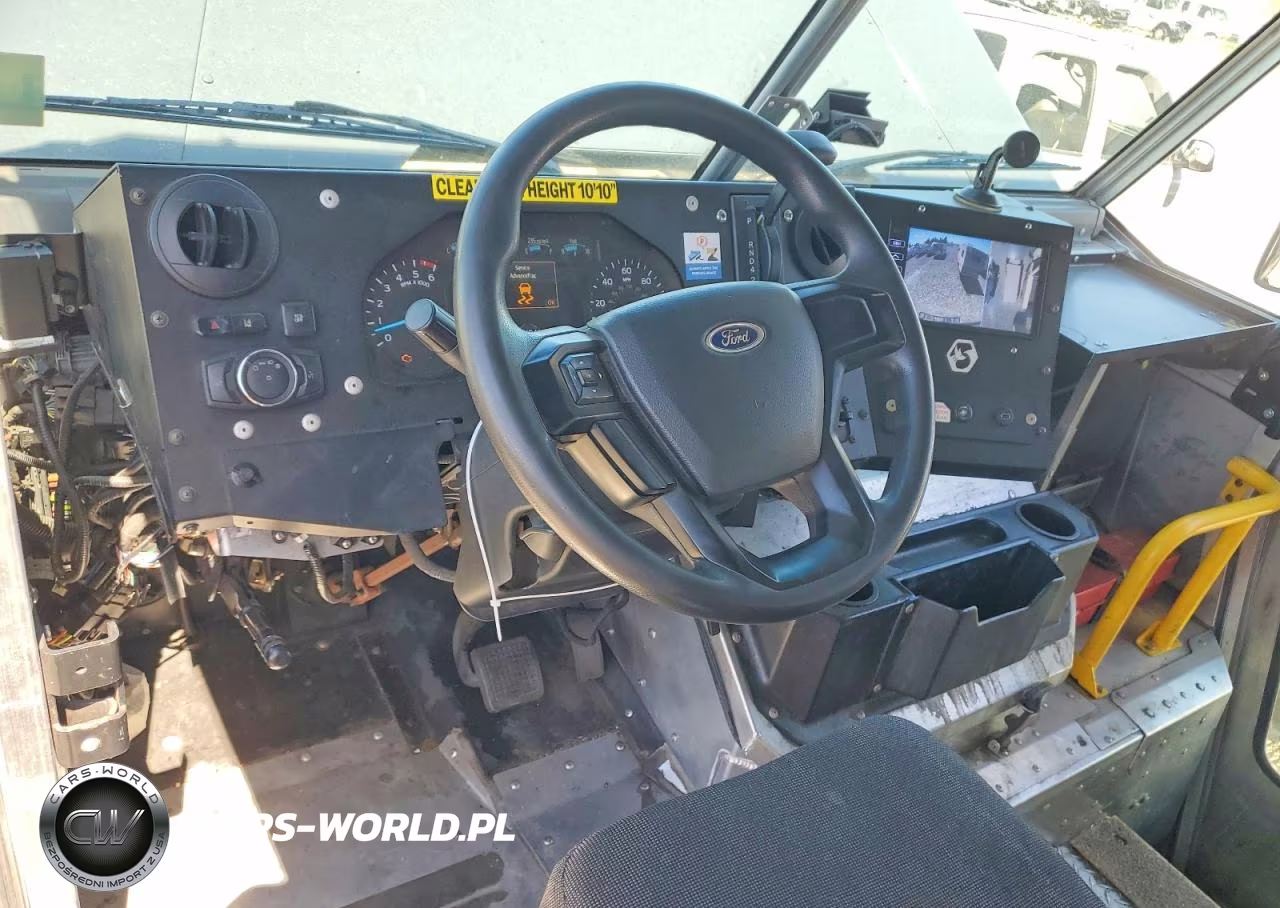 2020 Ford F59 Delivery Truck VIN:1F65F5KN6L0A11621 - 8