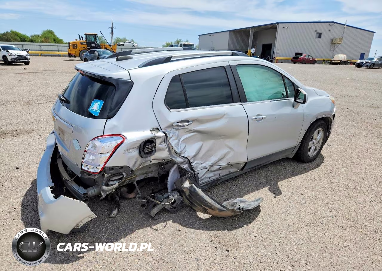 2019 Chevrolet Trax 1Lt VIN:3GNCJLSB0KL310057 - 3