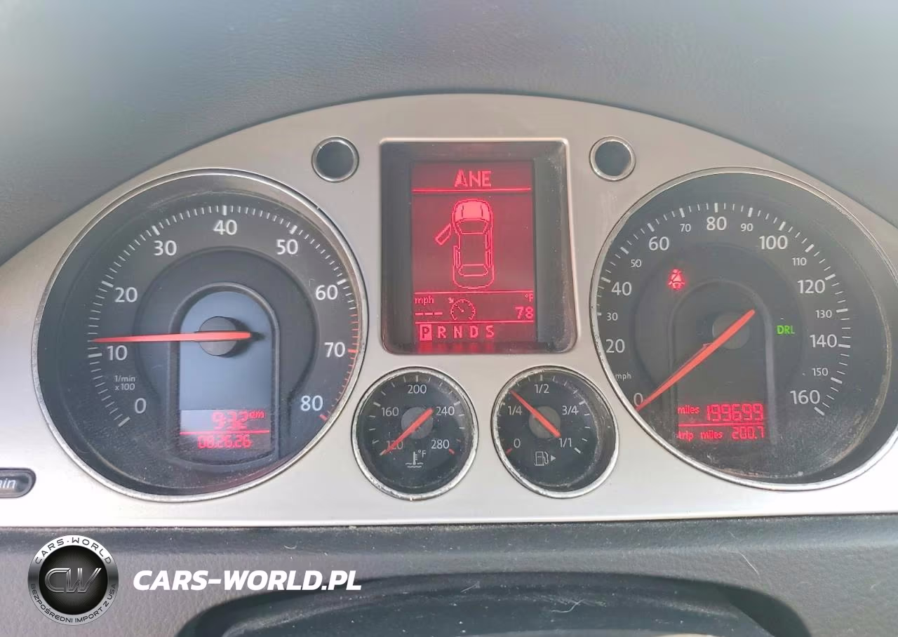 2008 Volkswagen Passat Komfort VIN:WVWAK73C18E211672 - 9