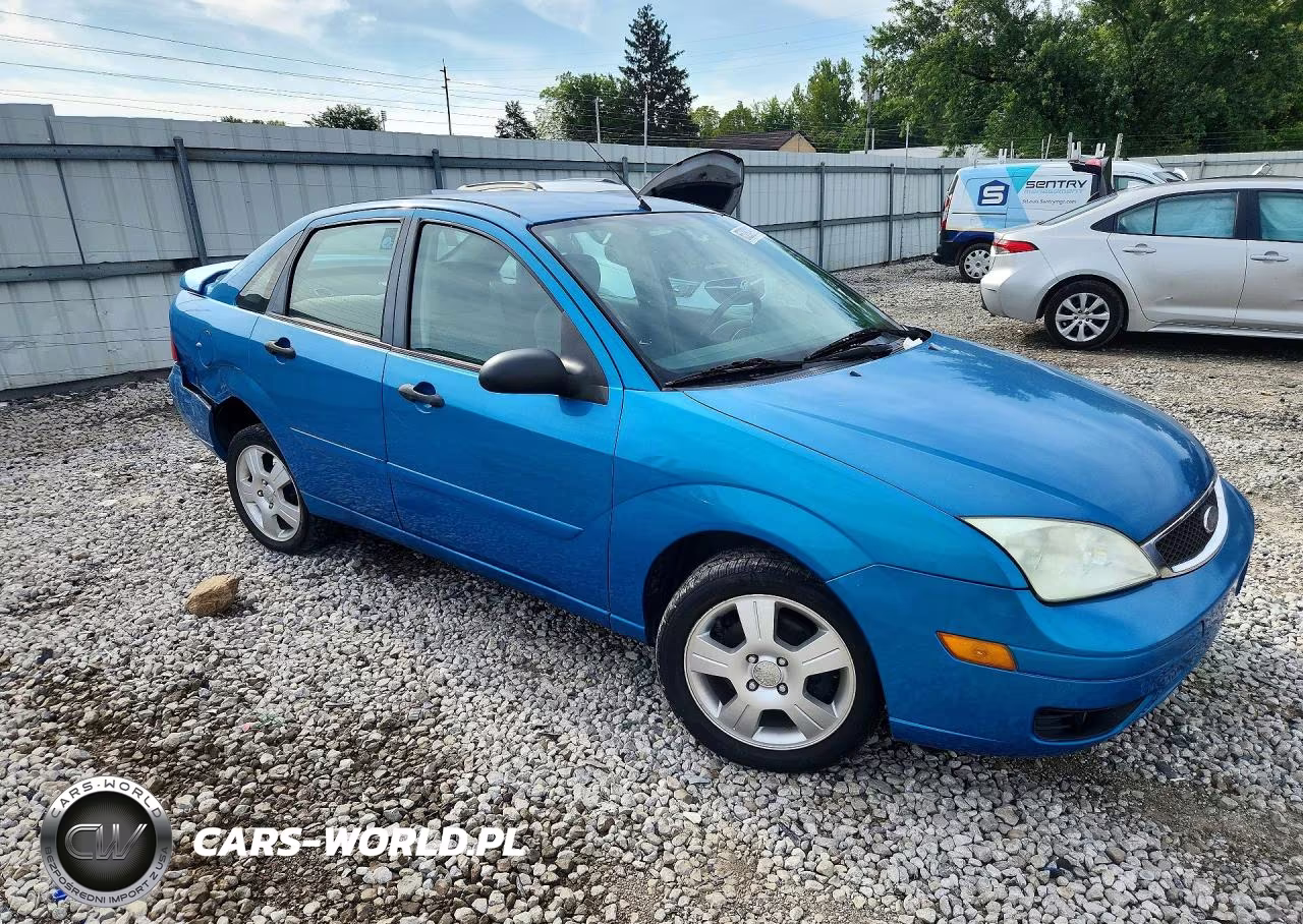 2007 Ford Focus Zx4 VIN:1FAHP34N27W252559 - 4