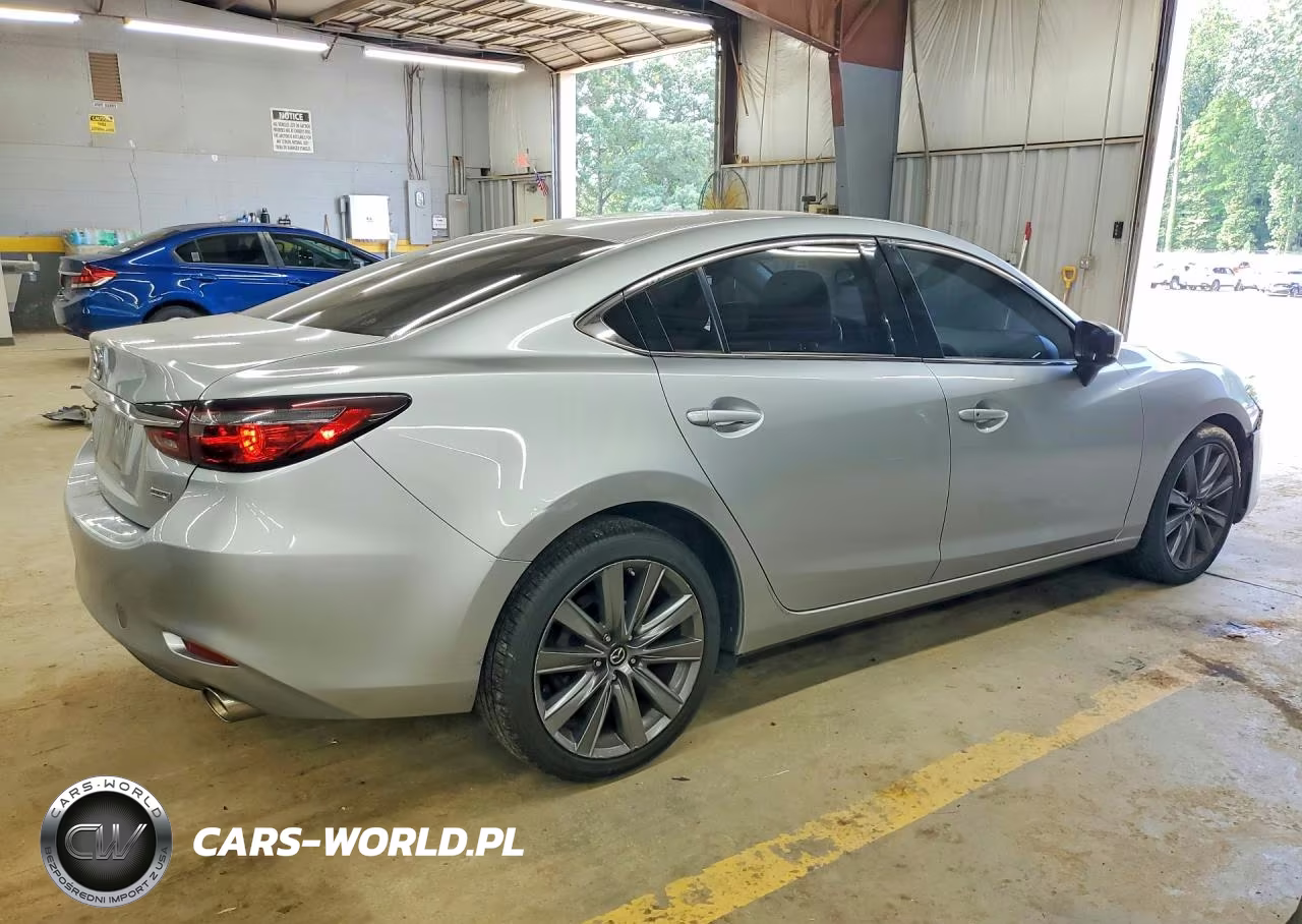 2018 Mazda 6 Touring VIN:JM1GL1VM6J1315162 - 3