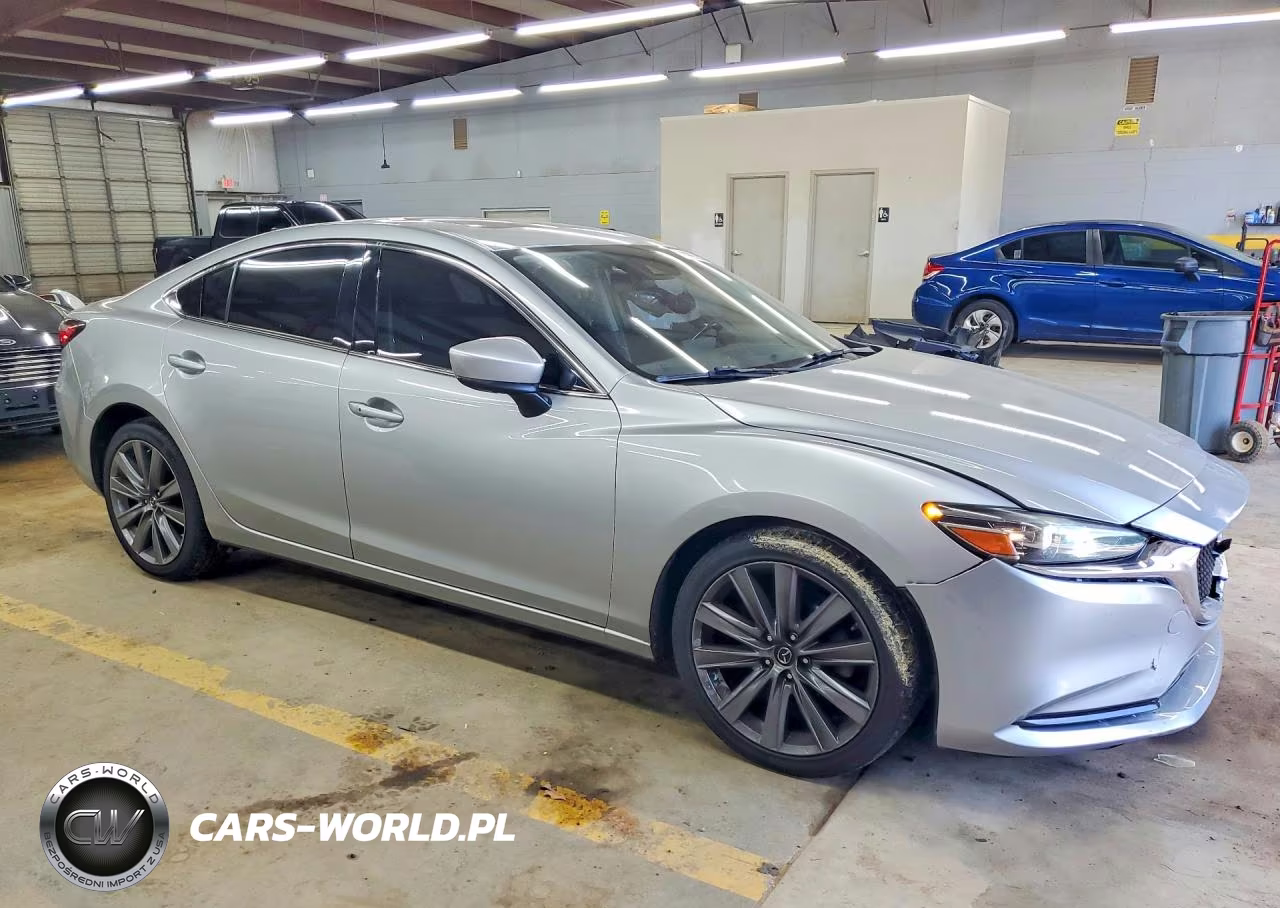 2018 Mazda 6 Touring VIN:JM1GL1VM6J1315162 - 4