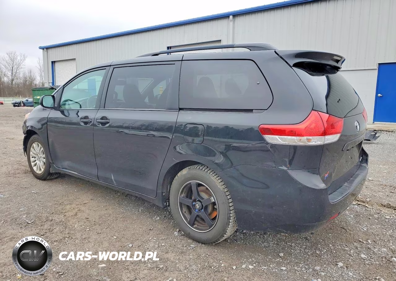 2013 Toyota Sienna Xle 8-Passenger VIN:5TDYK3DC6DS307520 - 2