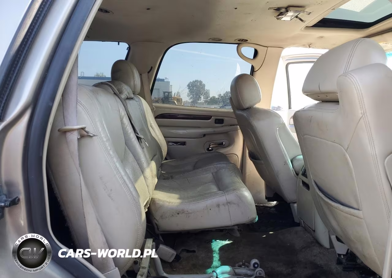 2002 Cadillac Escalade Luxury VIN:1GYEK63NX2R243057 - 10
