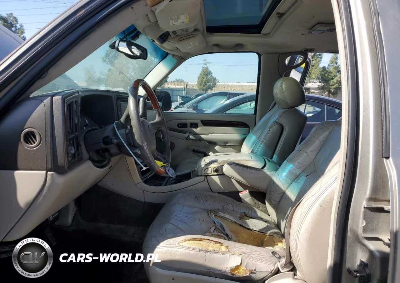 2002 Cadillac Escalade Luxury VIN:1GYEK63NX2R243057 - 7