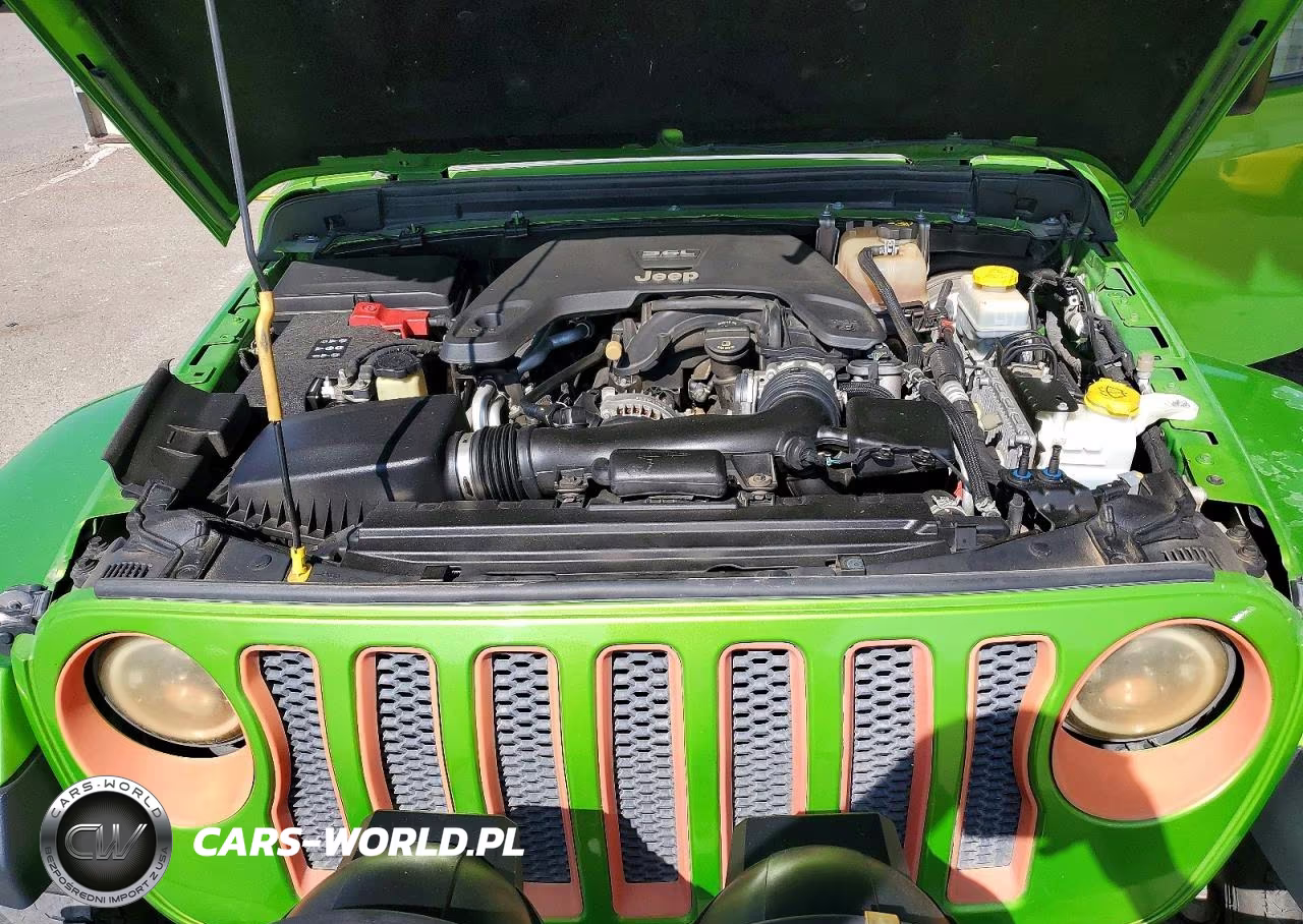 2018 Jeep Wrangler Unlimited Sahara VIN:1C4HJXEG1JW240302 - 12