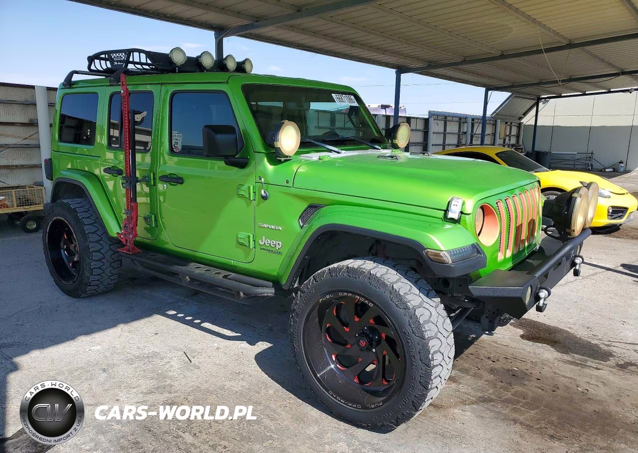 2018 Jeep Wrangler Unlimited Sahara VIN:1C4HJXEG1JW240302 - 4
