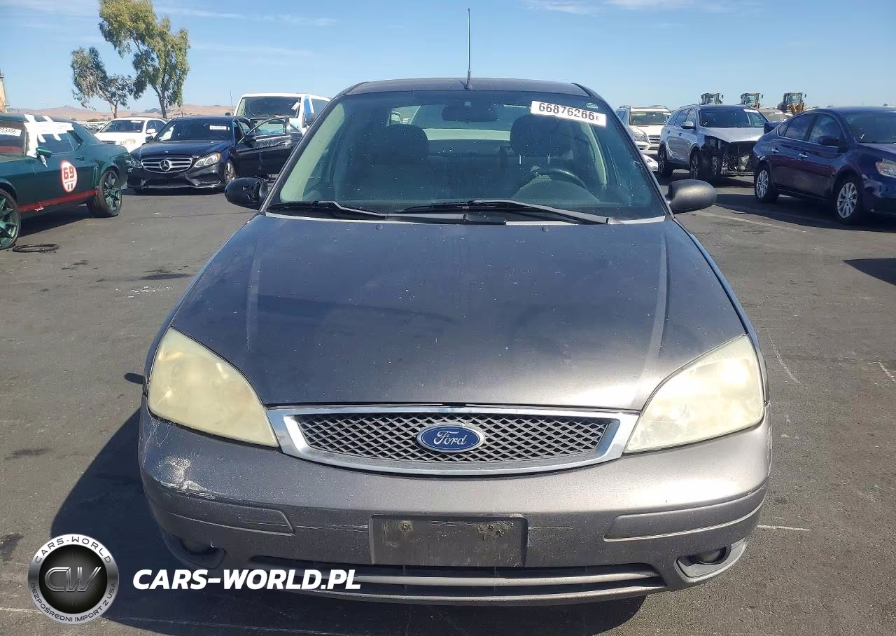 2004 Ford Focus VIN:1FAFP34N46W245022 - 5
