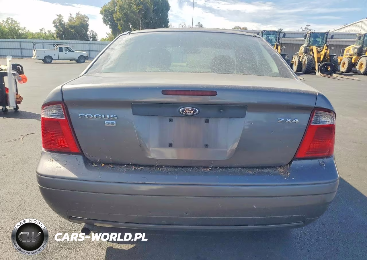 2004 Ford Focus VIN:1FAFP34N46W245022 - 6