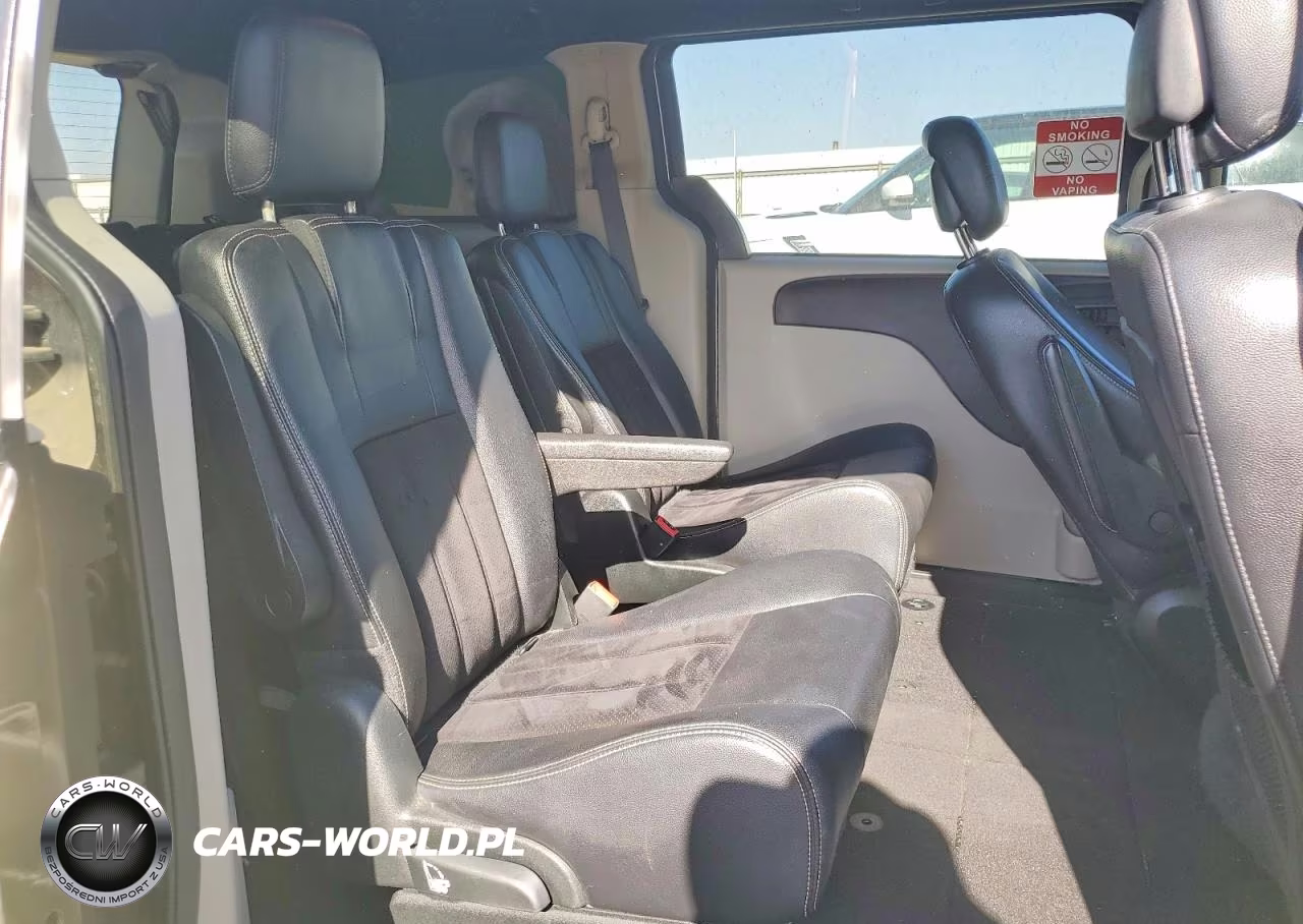 2018 Dodge Grand Caravan Sxt VIN:2C4RDGCG0JR361040 - 11