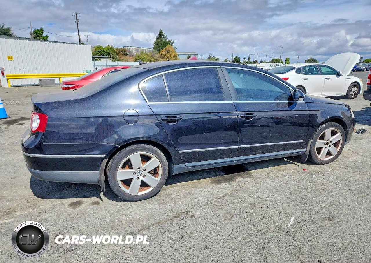 2008 Volkswagen Passat Komfort VIN:WVWAK73CX8E185055 - 3