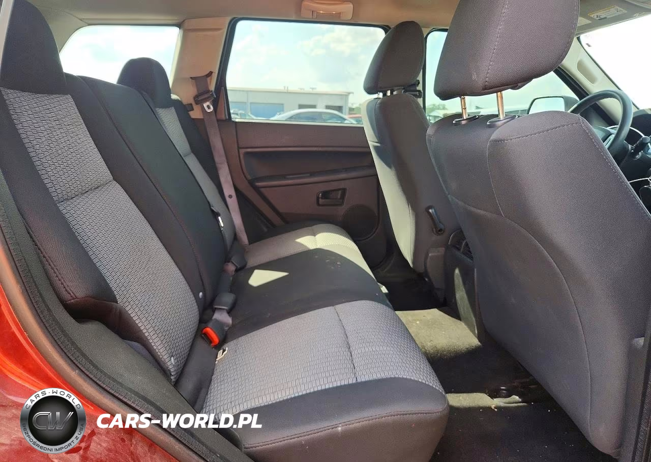 2008 Jeep Grand Cherokee Laredo VIN:1J8GR48K28C220812 - 11
