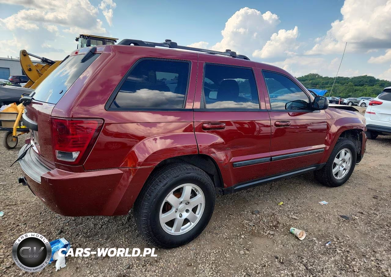 2008 Jeep Grand Cherokee Laredo VIN:1J8GR48K28C220812 - 3