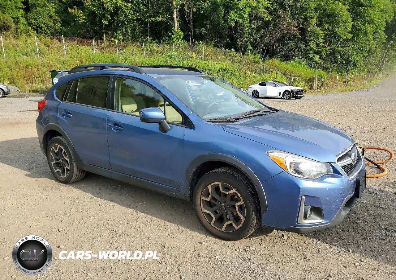 2017 Subaru Crosstrek Premium VIN:JF2GPADC5H8208376 - 4