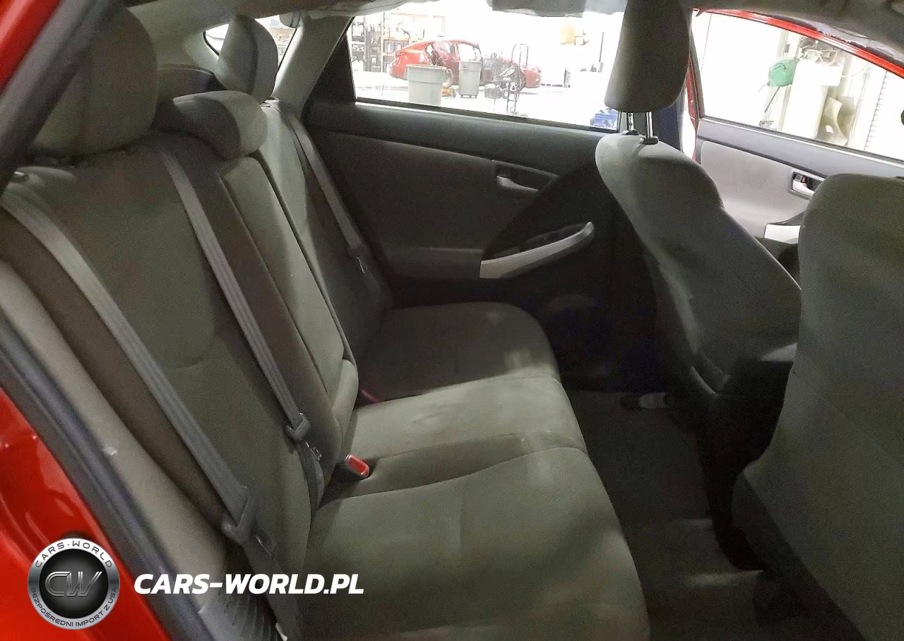 2016 Toyota Prius Two VIN:JTDKN3DU6F1970852 - 10