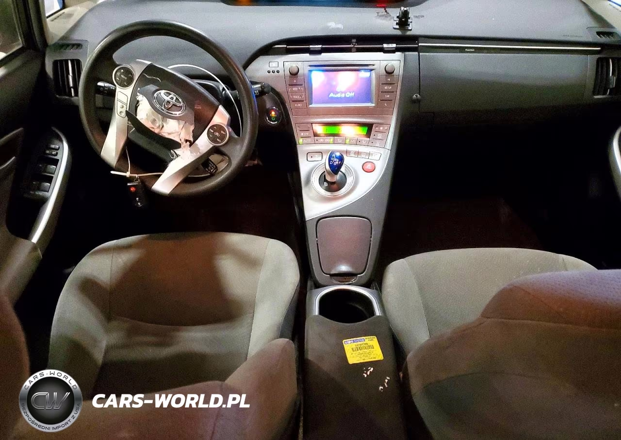 2016 Toyota Prius Two VIN:JTDKN3DU6F1970852 - 8