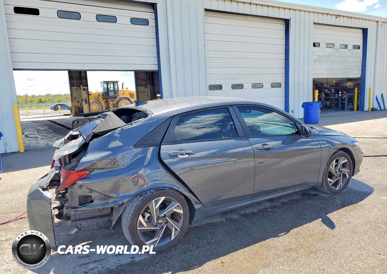 2025 Hyundai Elantra Sel Sport VIN:KMHLM4DG1SU998487 - 3