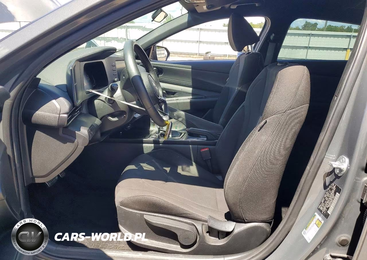 2025 Hyundai Elantra Sel Sport VIN:KMHLM4DG1SU998487 - 7