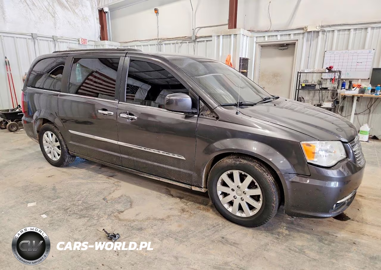2016 Chrysler Town & Country Touring VIN:2C4RC1BG8GR253517 - 4