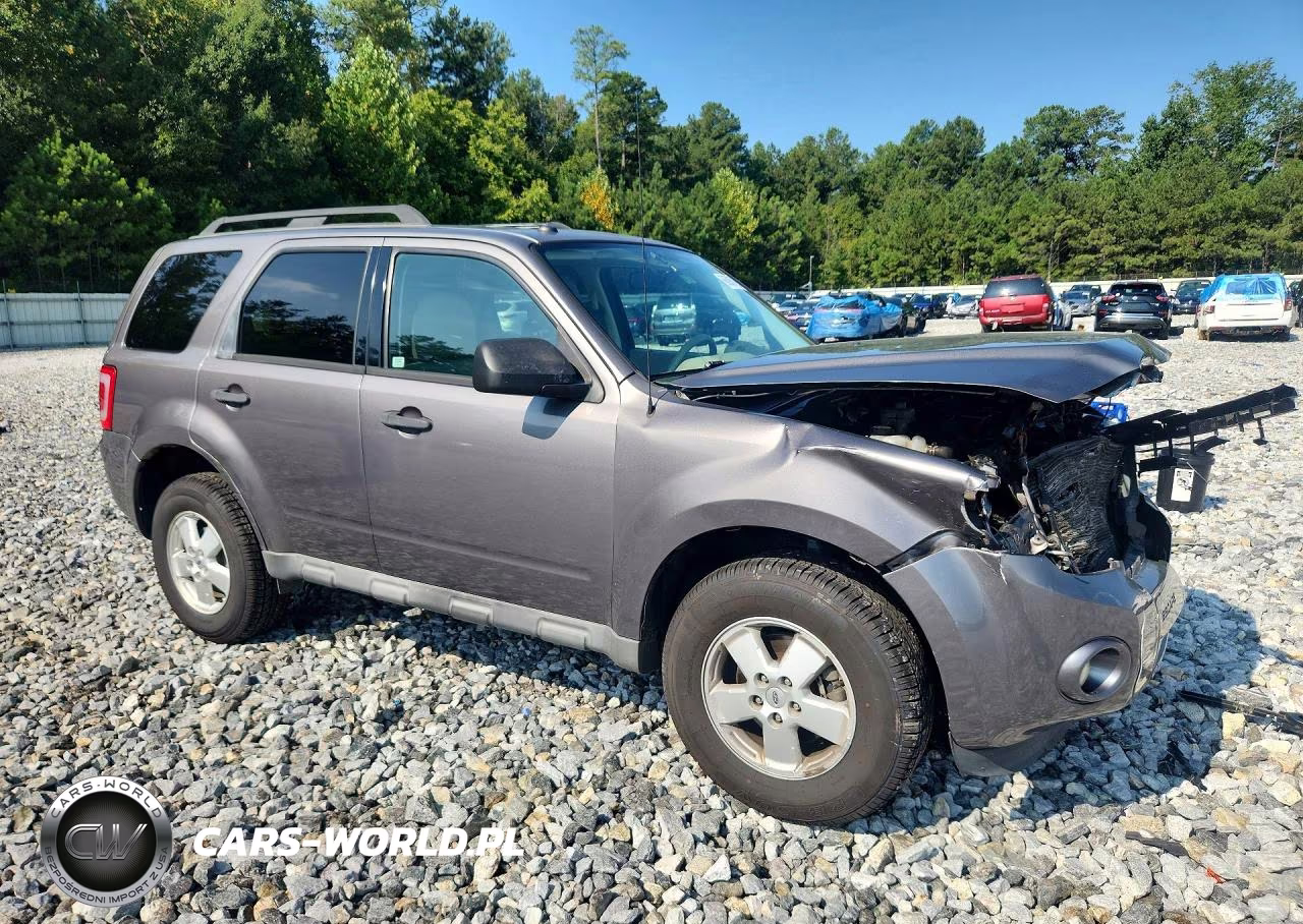 2011 Ford Escape Xlt VIN:1FMCU0D78BKB45363 - 4