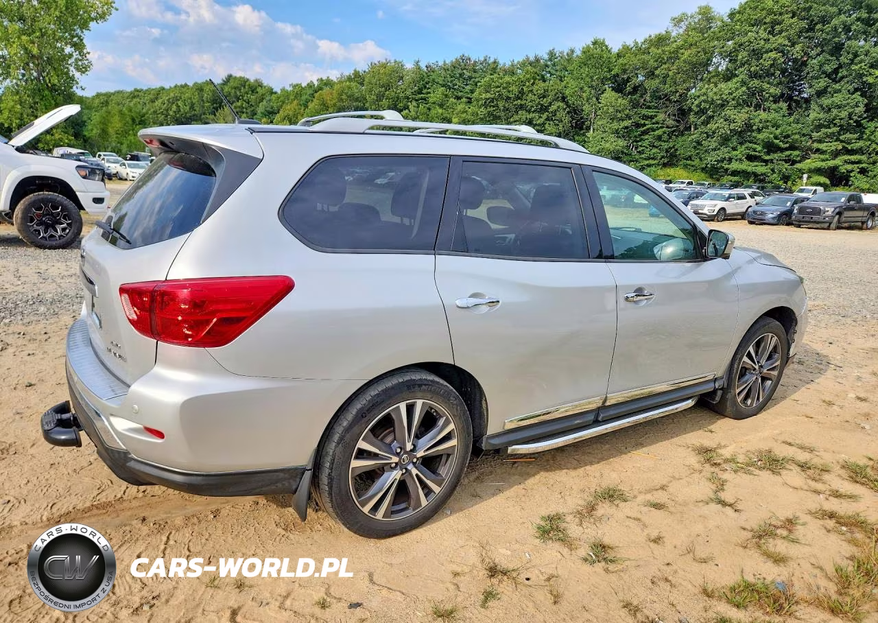 2018 Nissan Pathfinder S VIN:5N1DR2MM4JC677922 - 3