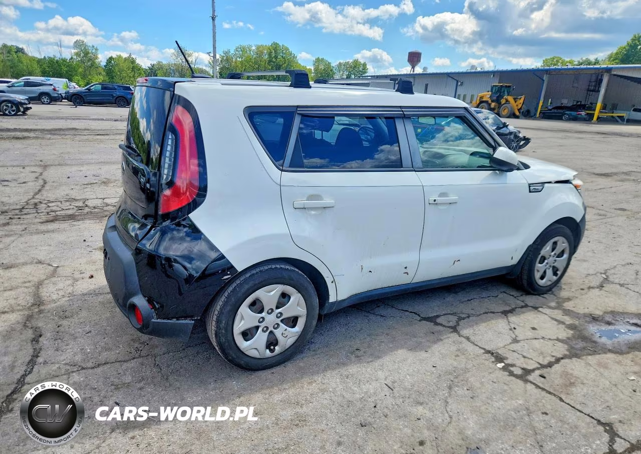 2015 Kia Soul Base VIN:KNDJN2A26F7133718 - 3