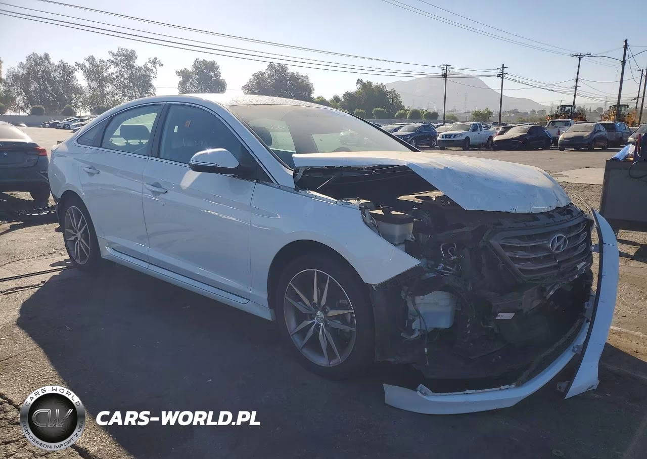 2017 Hyundai Sonata Sport 2.0T VIN:5NPE34AB6HH494559 - 4