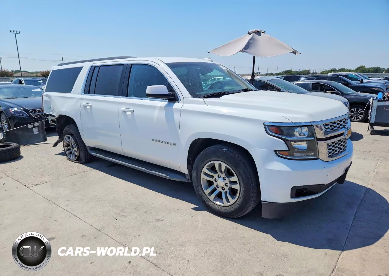 2018 Chevrolet Suburban C1500 Lt VIN:1GNSCHKC8JR100728 - 4