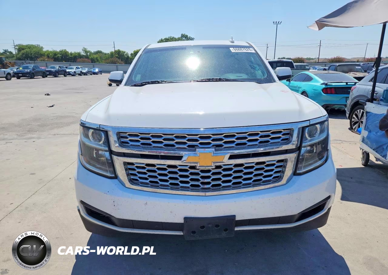 2018 Chevrolet Suburban C1500 Lt VIN:1GNSCHKC8JR100728 - 5