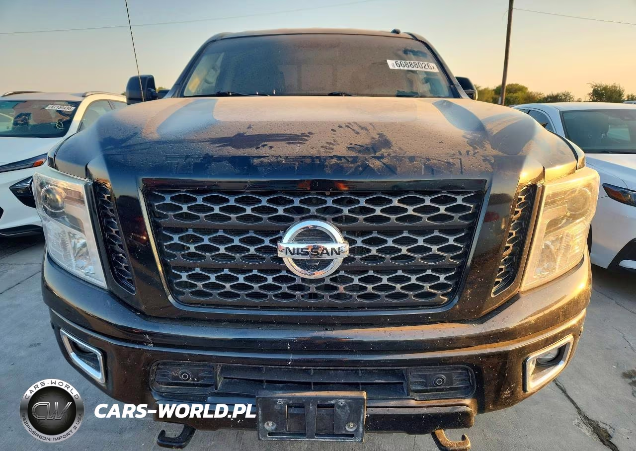2018 Nissan Titan Xd Pro-4X VIN:1N6BA1F4XJN517457 - 5