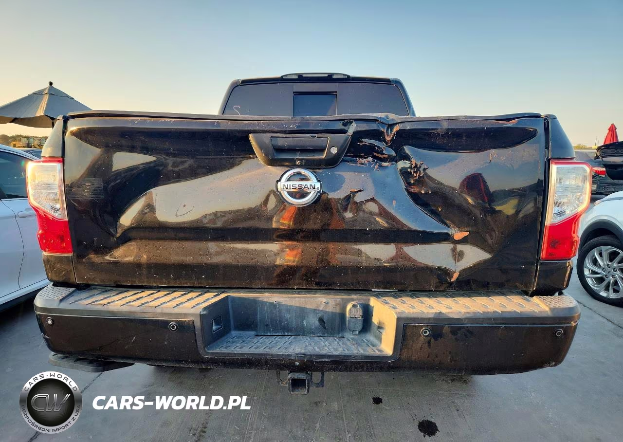 2018 Nissan Titan Xd Pro-4X VIN:1N6BA1F4XJN517457 - 6