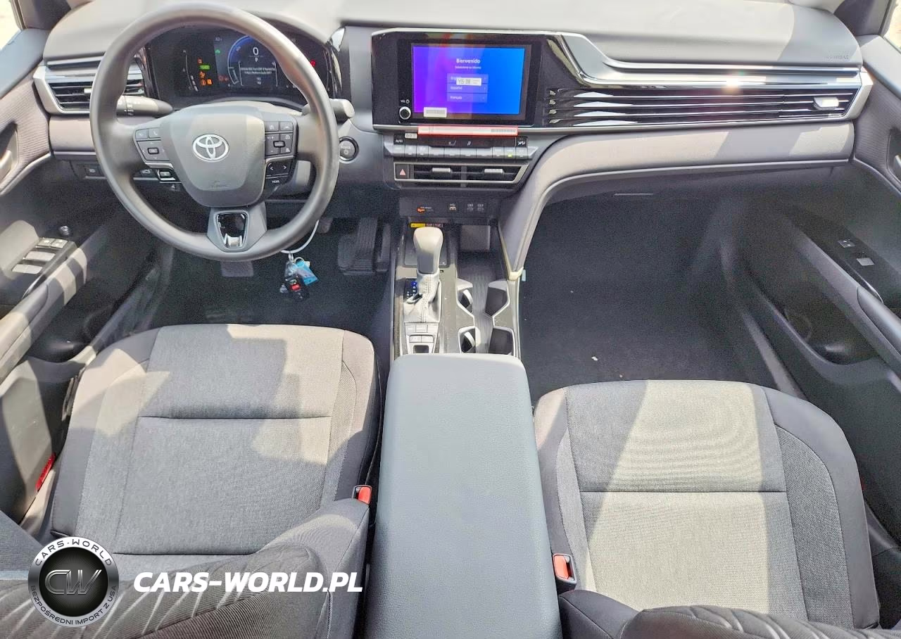 2026 Toyota Camry Le VIN:4T1DAACK7TU738176 - 8