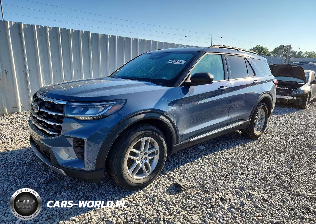 2025 Ford Explorer Active – zdjęcie 1 z 13