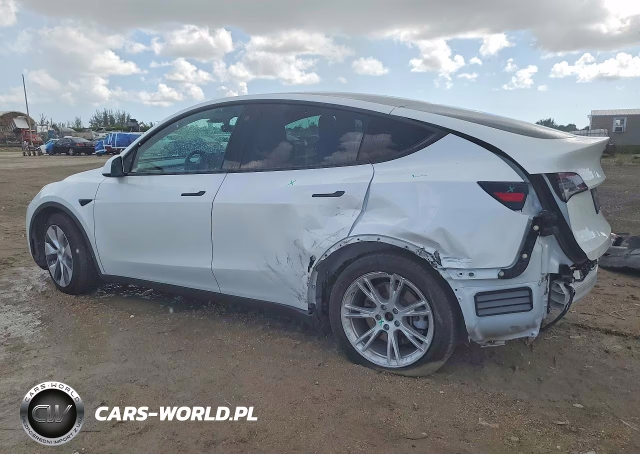 2021 Tesla Model Y VIN:5YJYGDEE7MF131539 - 2