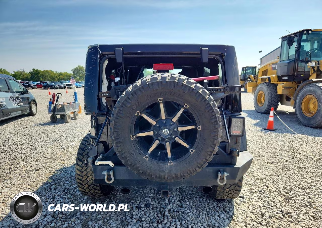 2016 Jeep Wrangler Unlimited Sahara VIN:1C4HJWEG5GL280144 - 6