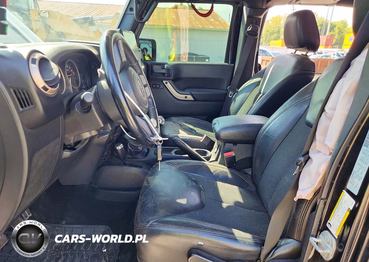 2016 Jeep Wrangler Unlimited Sahara VIN:1C4HJWEG5GL280144 - 7