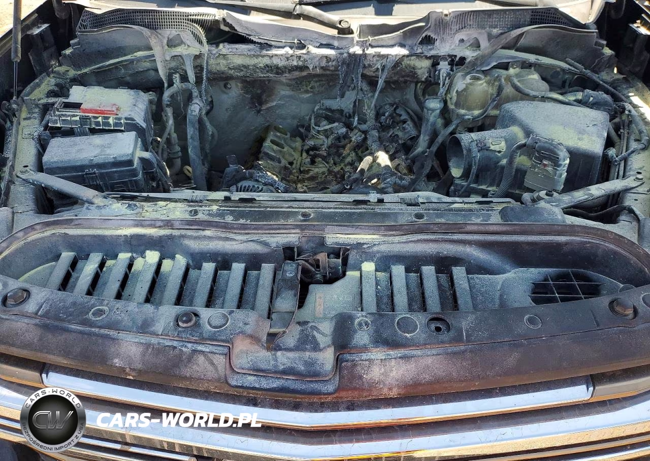 2019 Chevrolet Silverado K1500 High Country VIN:1GCUYHEL6KZ101649 - 11